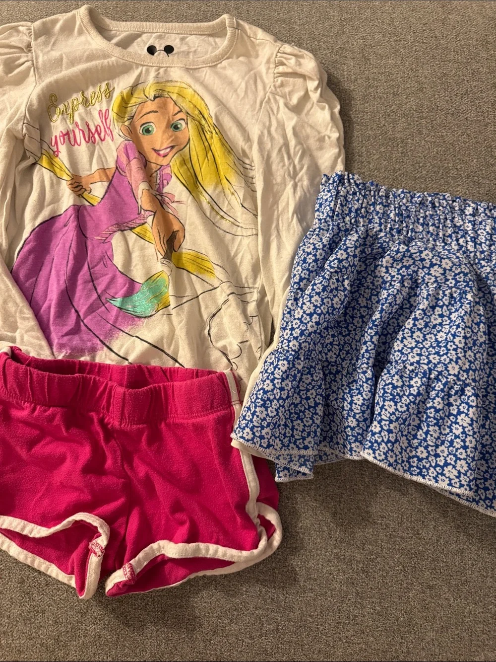 5/$15- Girls Rapunzel Long Sleeve Top + Pink Shorts + Blue Floral Skirt Set